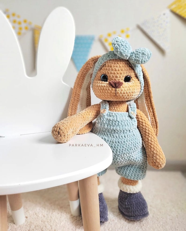 EMILIE Rabbit crochet pattern