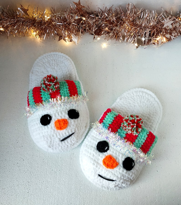 Snowman Slippers crochet pattern