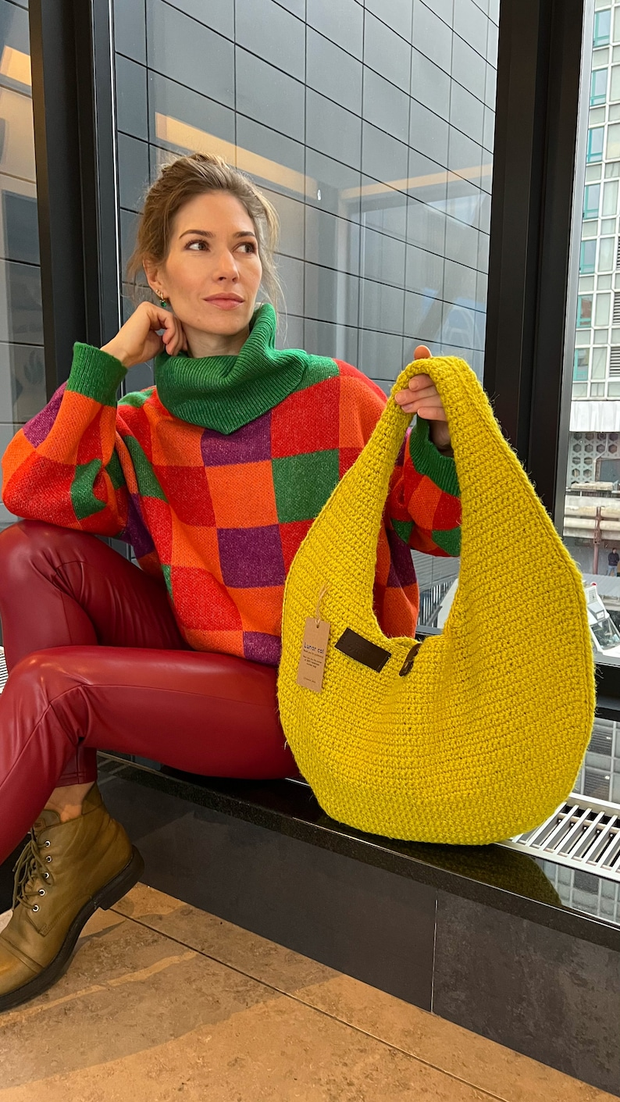 The Banana Bag Crochet Pattern