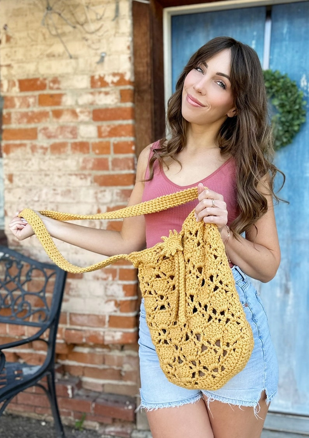 The Sunny Cinch Satchel PDF Crochet Pattern