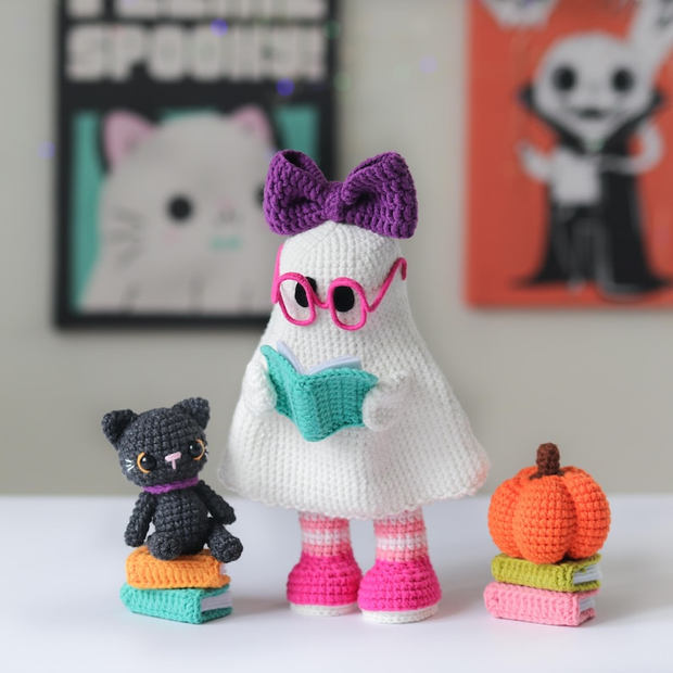 Ghost Halloween Friends Crochet Pattern