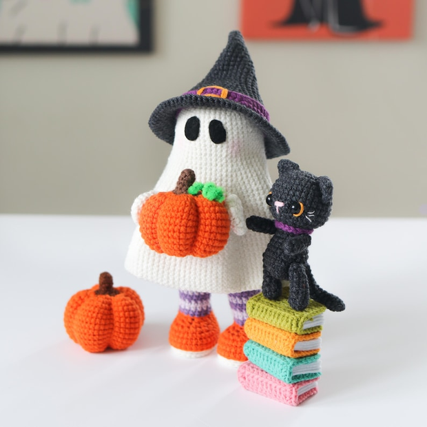 Ghost Halloween Friends Crochet Pattern